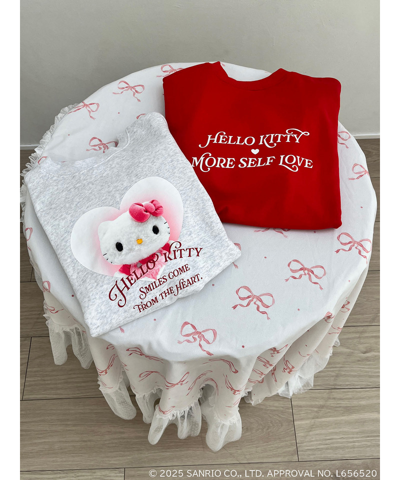 【HELLO KITTY】 SMILES COME FROM THE HEART SWEAT 詳細画像 レッド 15