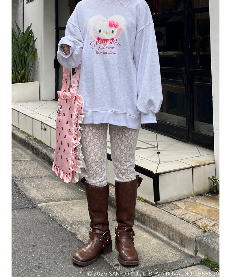 【HELLO KITTY】 SMILES COME FROM THE HEART SWEAT 詳細画像 ライトグレー 6