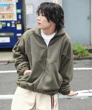ラメパイピングフリースブルゾン