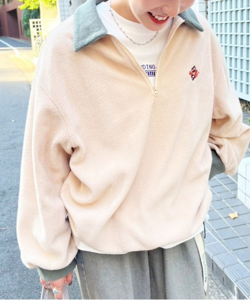ワンポイント刺しゅうフリースハーフZIPプルオーバー 詳細画像 ベージュ 2