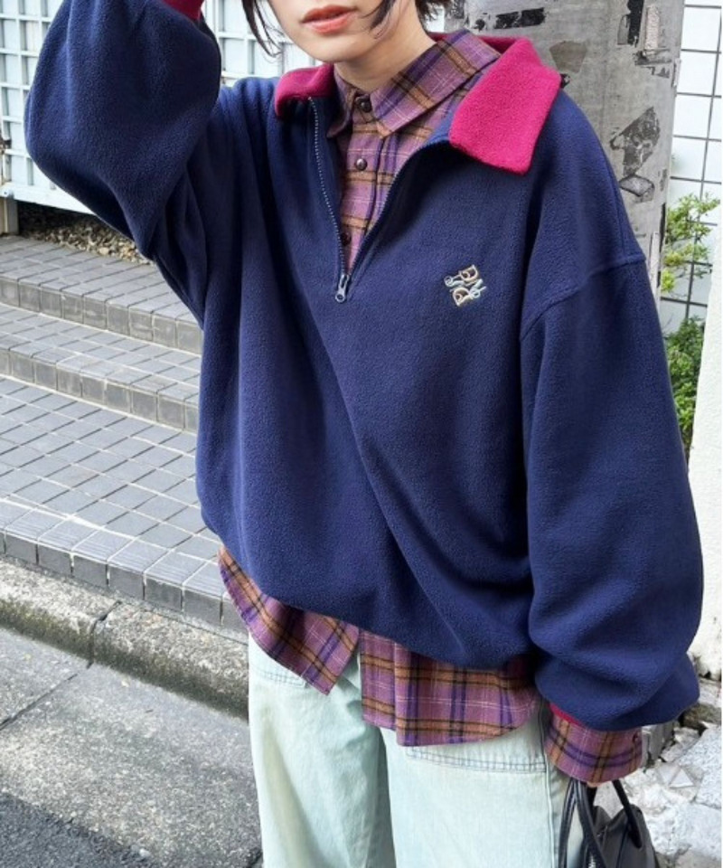 ワンポイント刺しゅうフリースハーフZIPプルオーバー 詳細画像 ネイビー 2