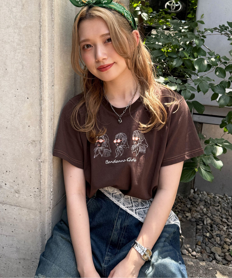 BANDANA GIRL 刺しゅうTEE 詳細画像 ブラウン 4