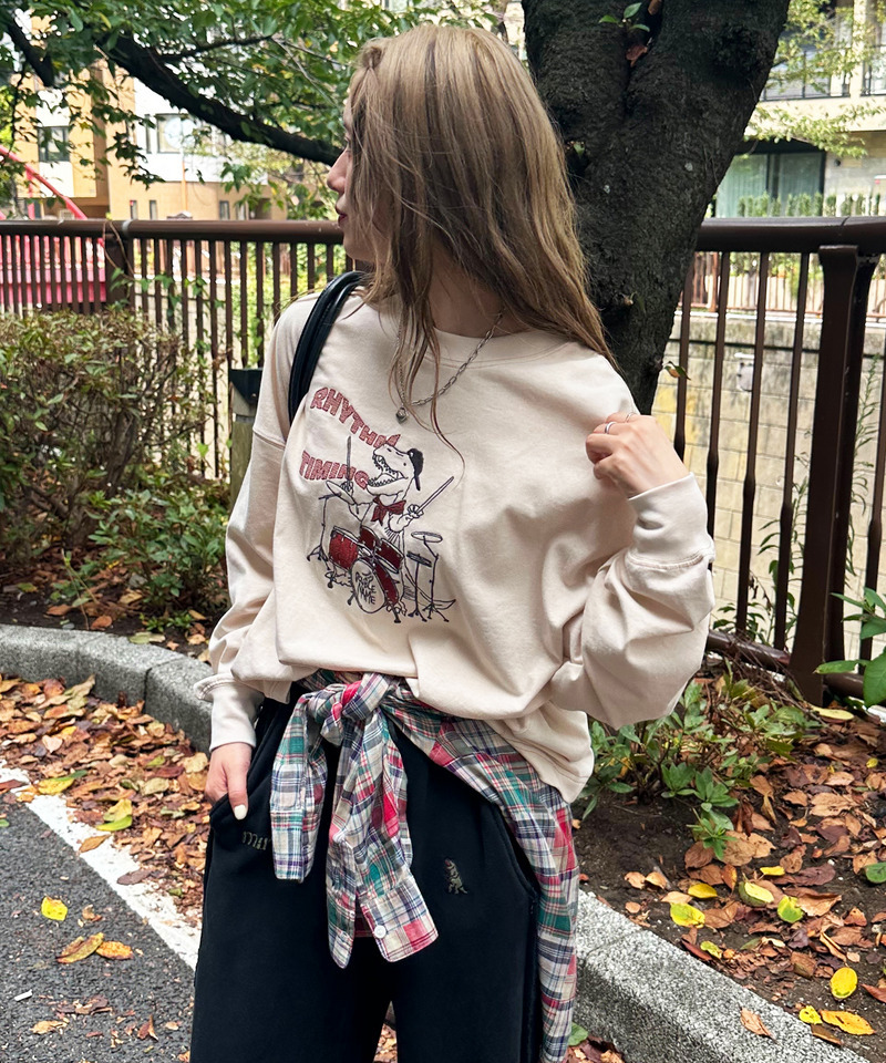 バンドを組みたい恐竜刺しゅうロンTEE 詳細画像 オフホワイト 2