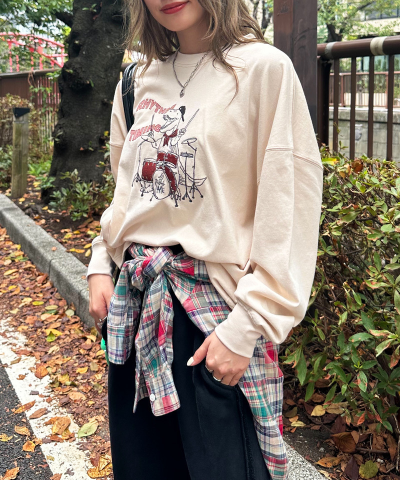 バンドを組みたい恐竜刺しゅうロンTEE 詳細画像 オフホワイト 4