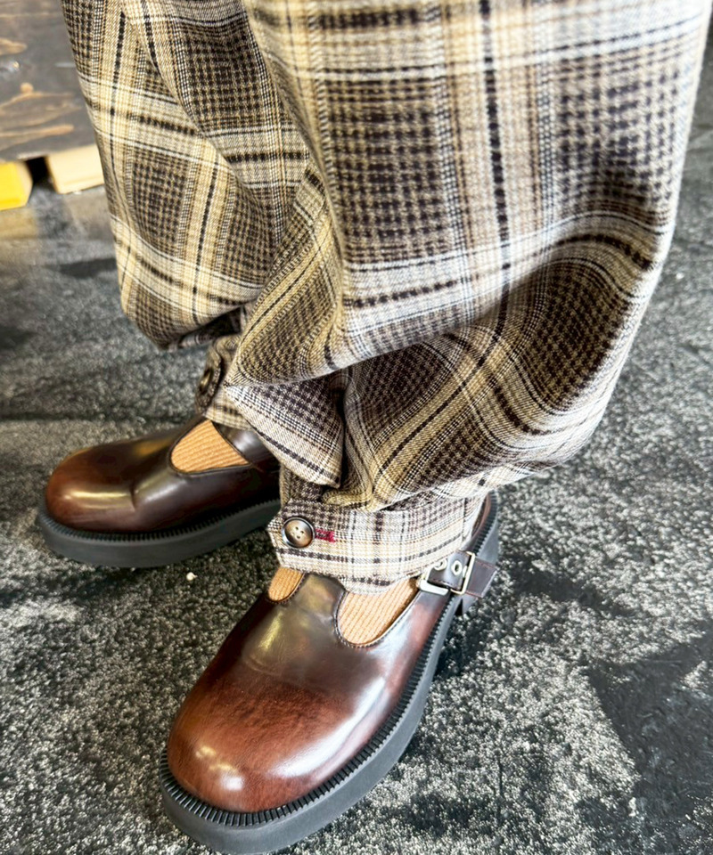 裾ボタンゆるパンツ 詳細画像 ベージュ系 4