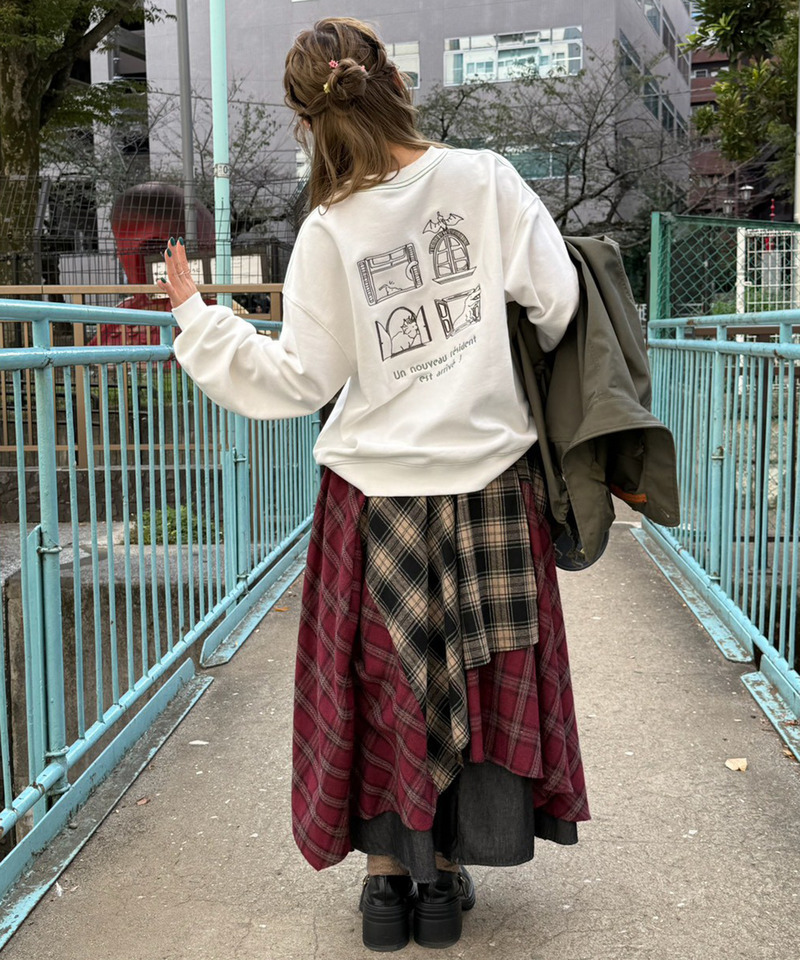 みんなで住みたい恐竜プルオーバー 詳細画像 オフホワイト 7