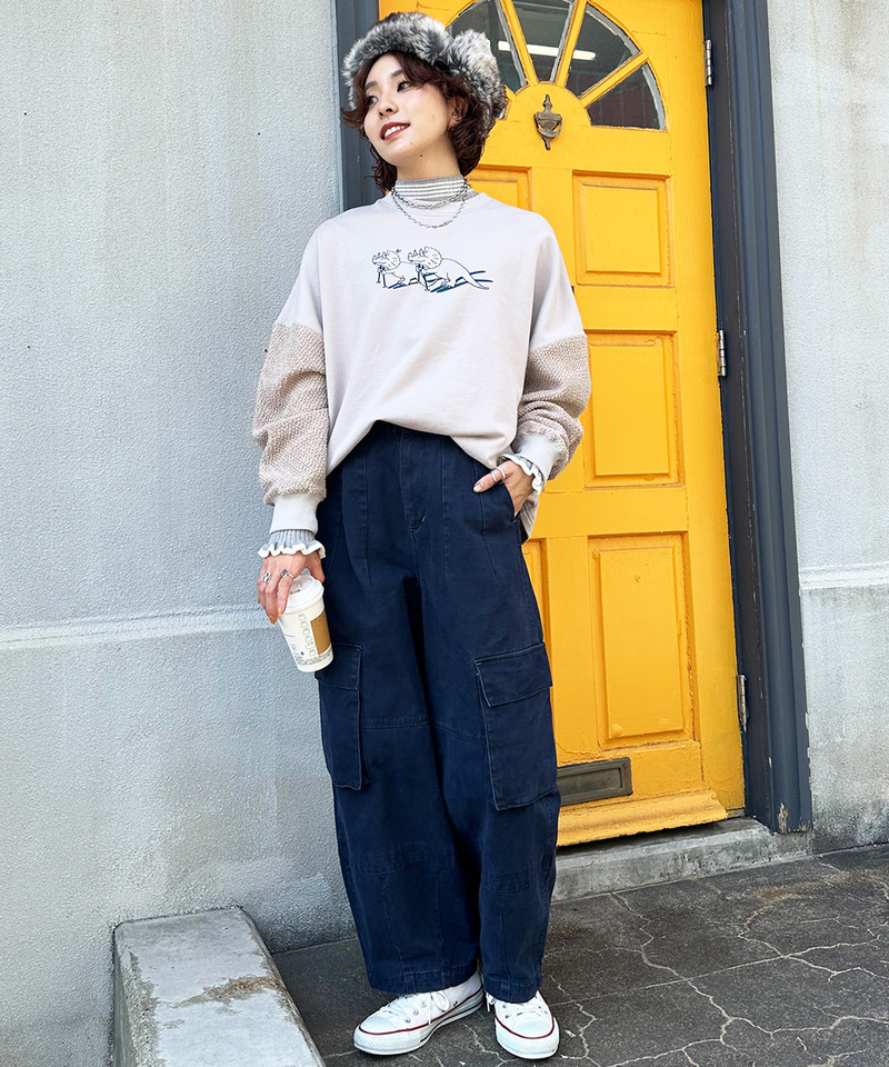 とにかく進む恐竜刺しゅうプルオーバー 詳細画像 ライトグレー 2