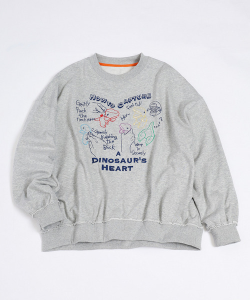 How to Capture a Dino. Heart 刺しゅうプルオーバー 詳細画像