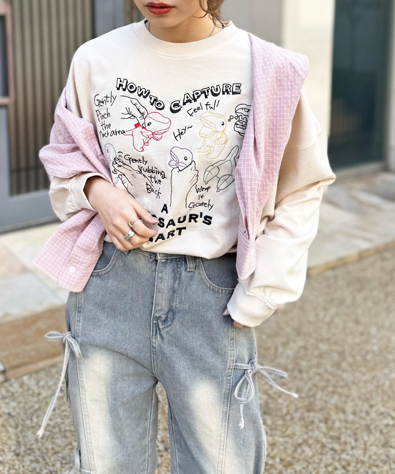 How to Capture a Dino. Heart 刺しゅうプルオーバー 詳細画像 オフホワイト 10