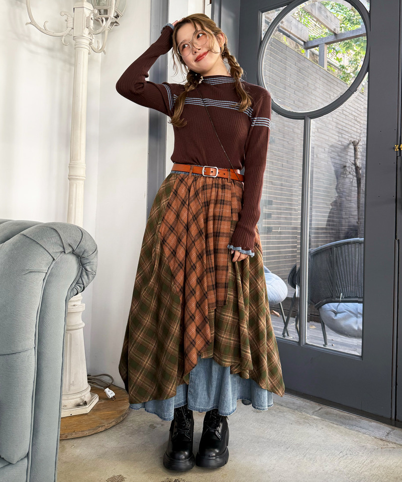 ラインハイネックフリルニット 詳細画像 ブラウン 3