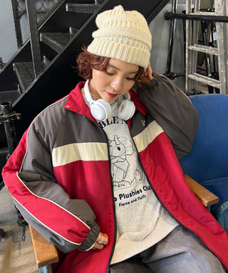 ワンポイント刺しゅう配色中綿ブルゾン