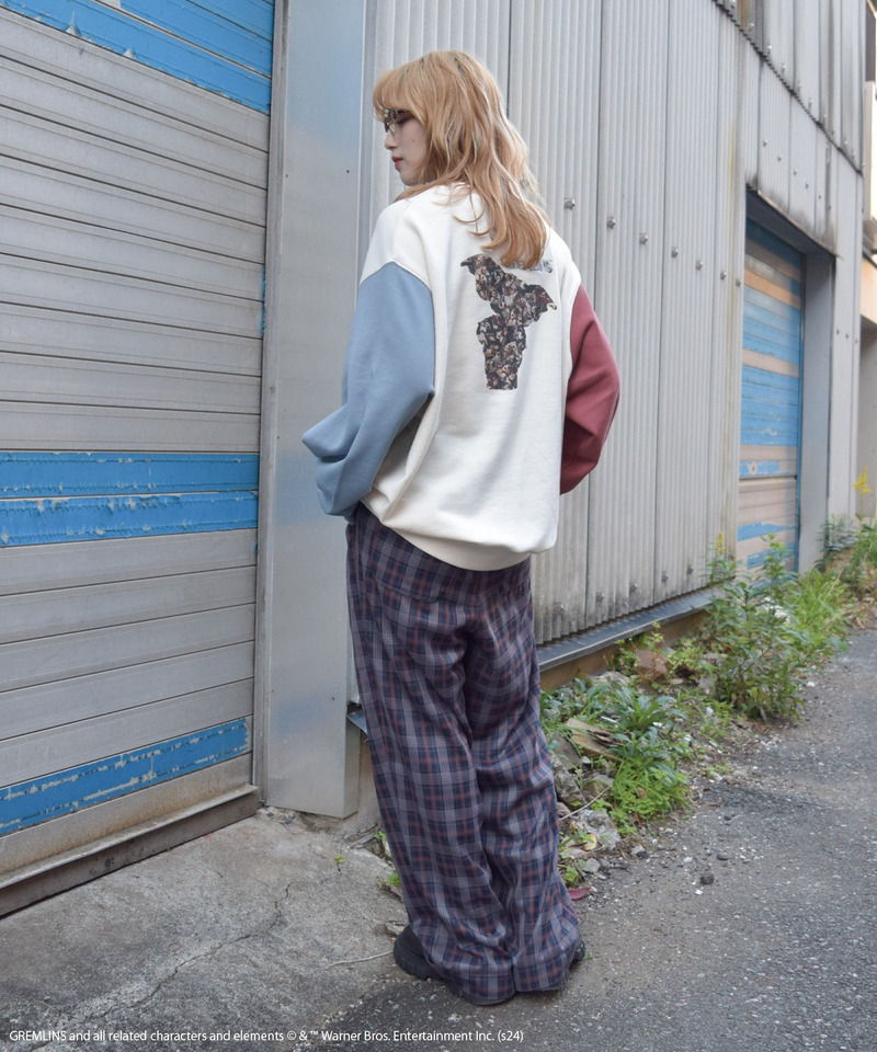 GREMLINS ギズモフォトコラージュプルオーバー 詳細画像 オフホワイト系 4