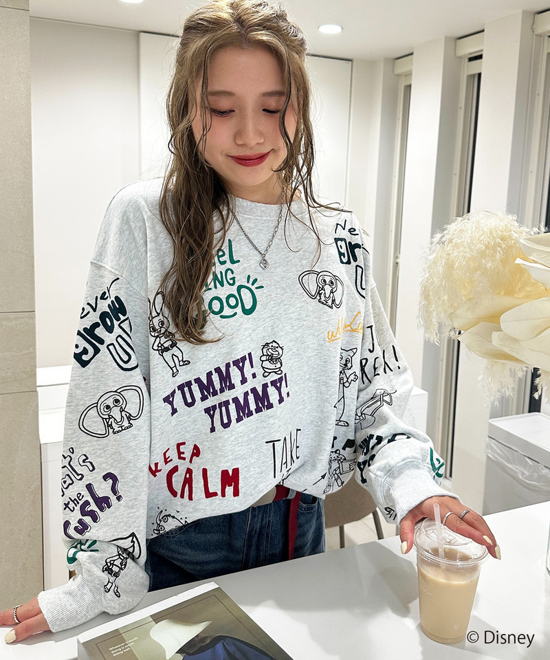 【Disney】ズートピアコラボ 総柄VINTAGE加工スウェット 詳細画像 GY 3
