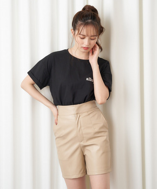 レザーハーフパンツ