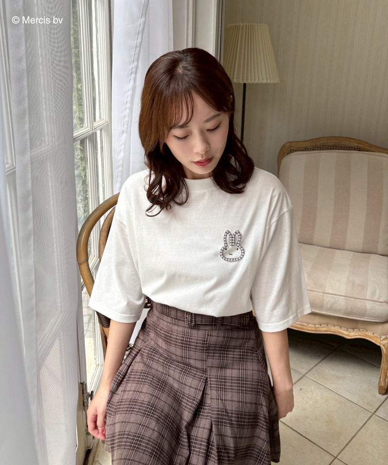 miffy バックプリントTシャツ (とんがり耳) 詳細画像 オフホワイト 3