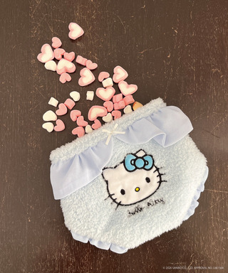 【HELLO KITTY】FLUFFY PANTIES POUCH
