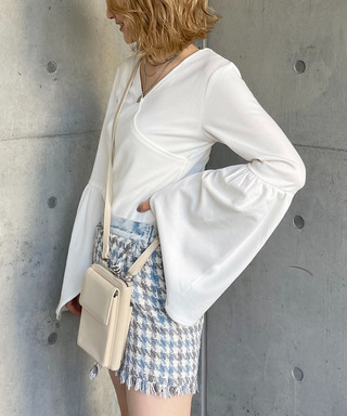 袖フレアカシュクールトップス