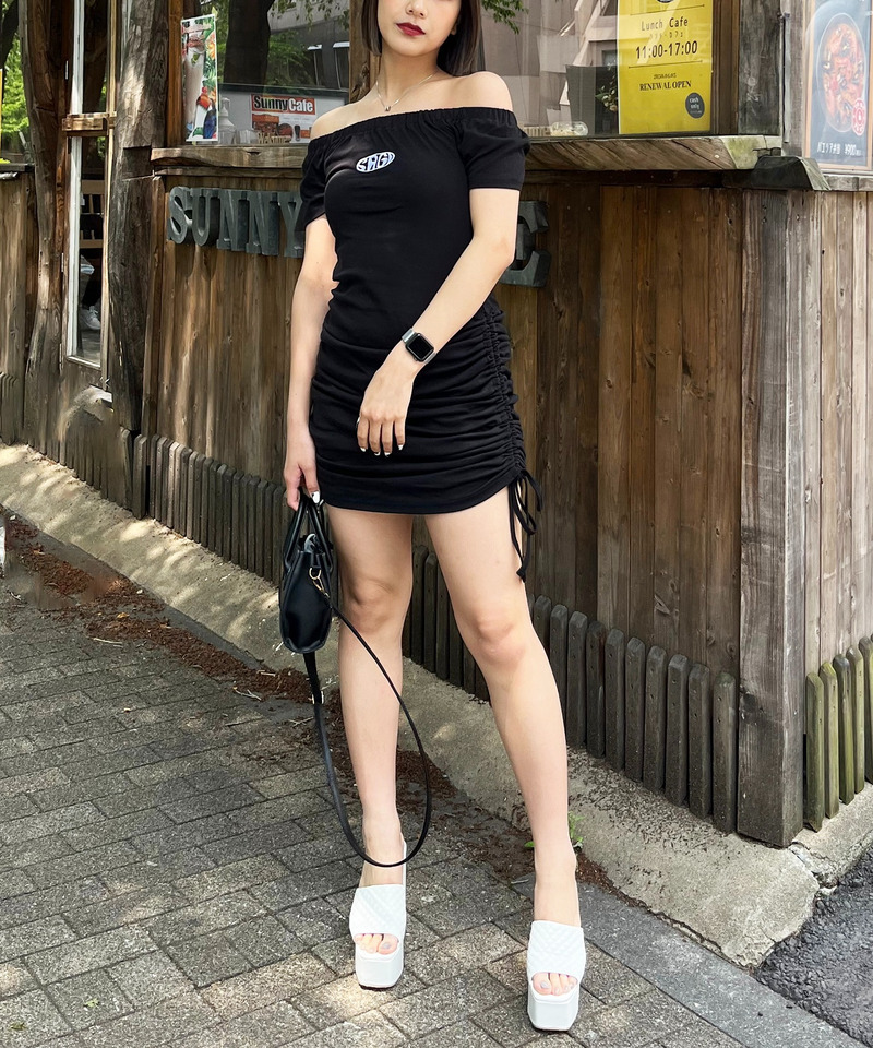 オフショルギャザータイトワンピース 詳細画像 ブラック 3