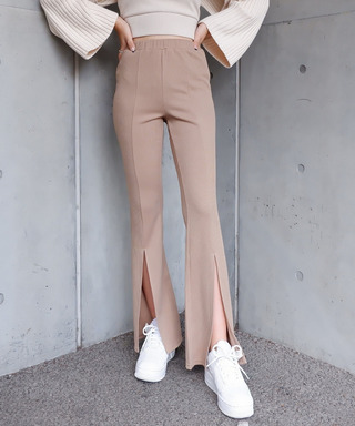 スリットフレアカットパンツ