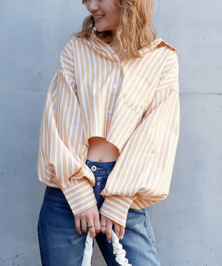 ショート丈ストライプシャツ