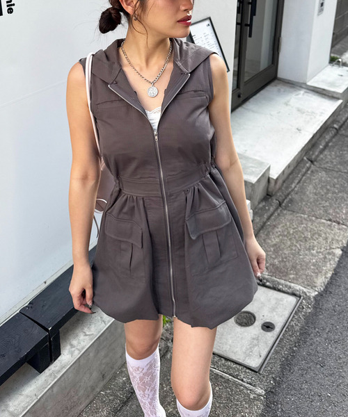 フード付きポケットバルーンワンピース