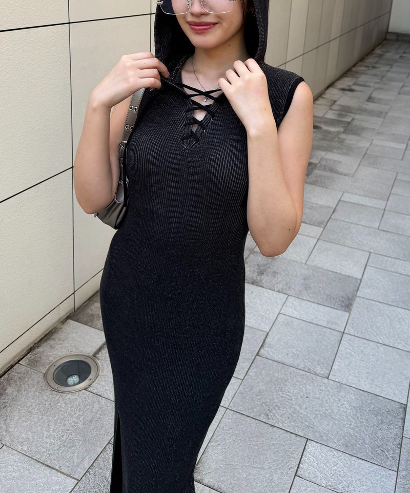 フード付きフロントレースアップロングワンピース 詳細画像 ブラック 2