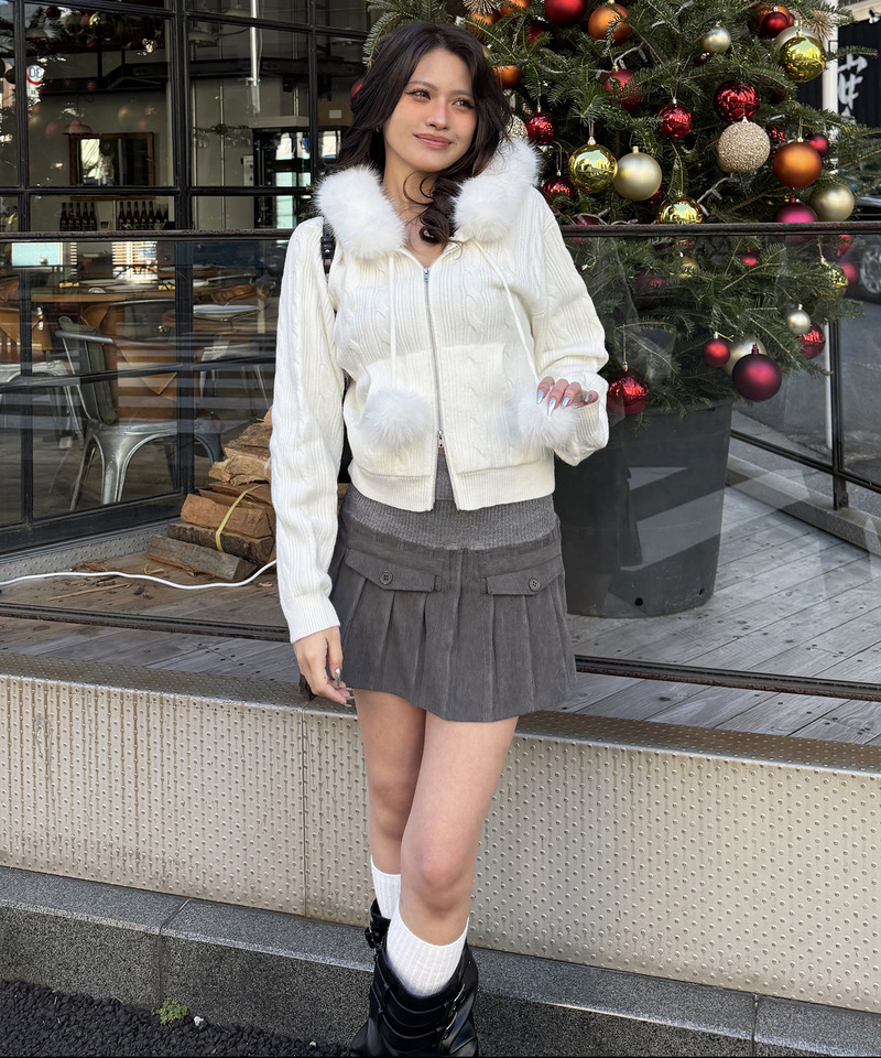 ぽんぽん付きケーブル編みニットショートパーカー 詳細画像 オフホワイト 3