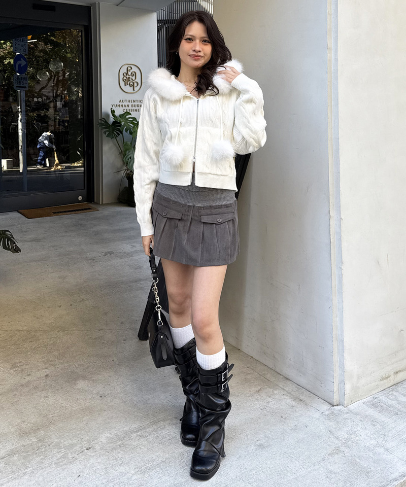 ぽんぽん付きケーブル編みニットショートパーカー 詳細画像 オフホワイト 5