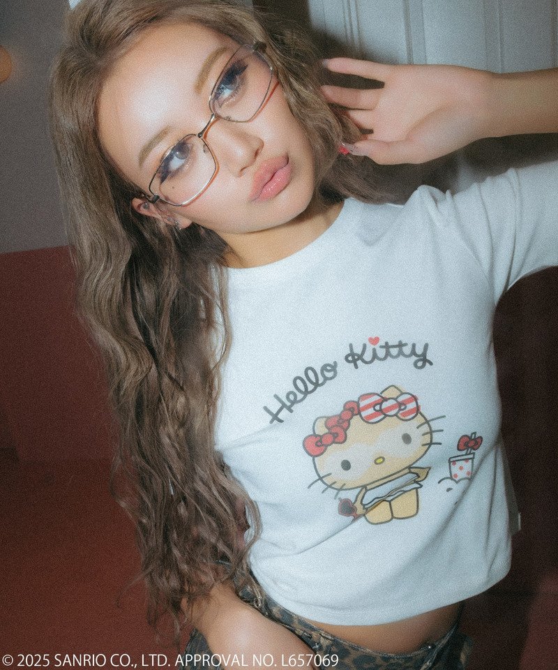 【Sanrio characters/サンリオキャラクターズ】ハローキティ日焼けキティちびTシャツ 詳細画像 ホワイト 3