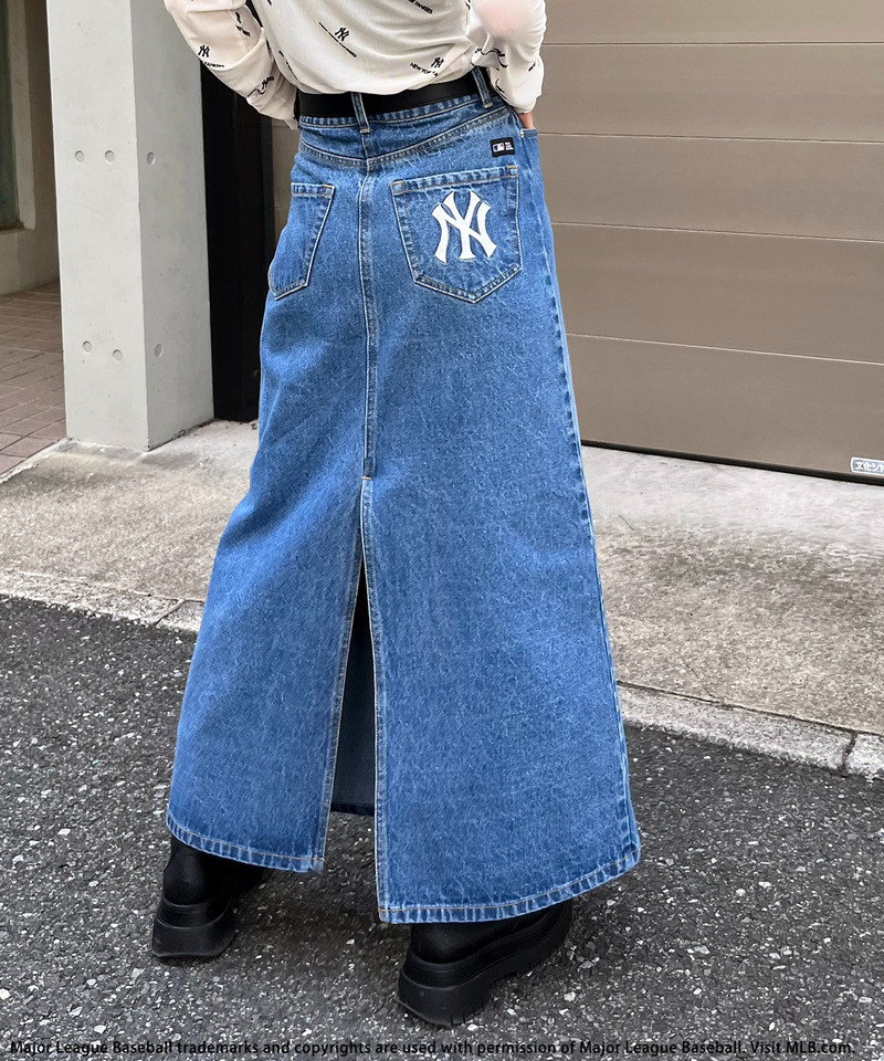 【MLB】ポケットロゴスリットデニムスカート 詳細画像 デニムブルー 1