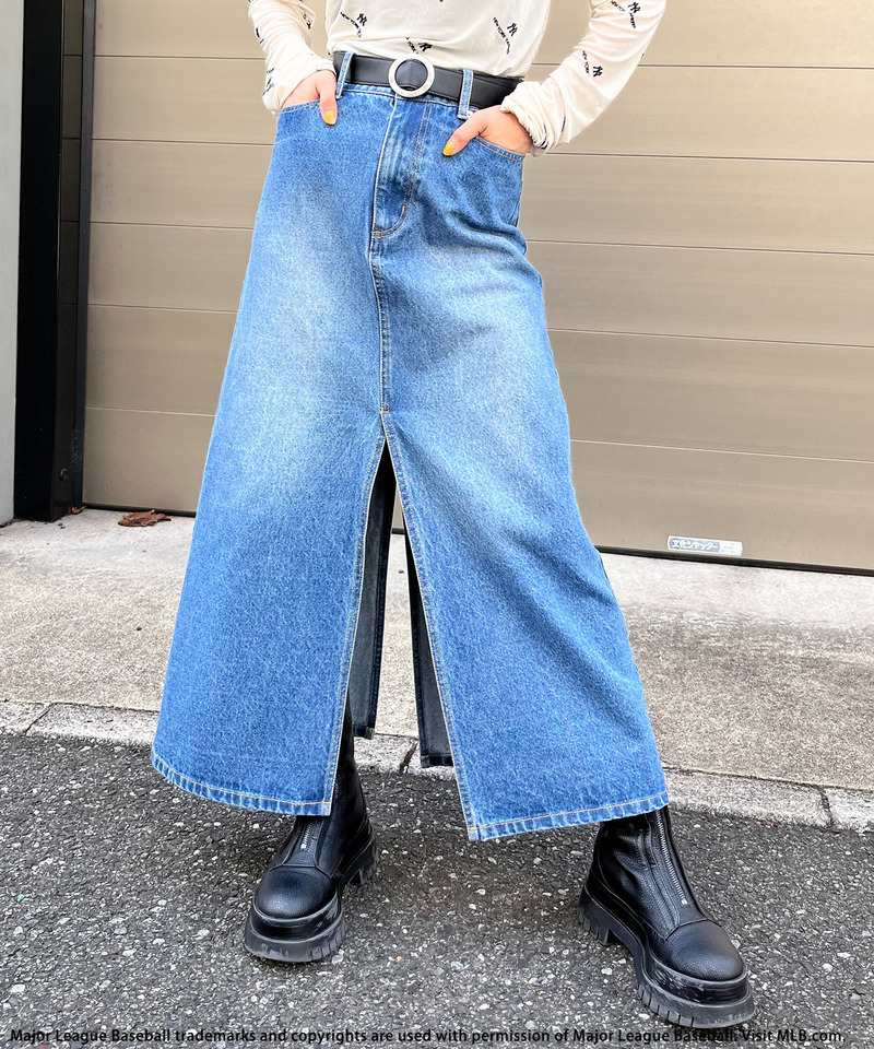 【MLB】ポケットロゴスリットデニムスカート 詳細画像 デニムブルー 2