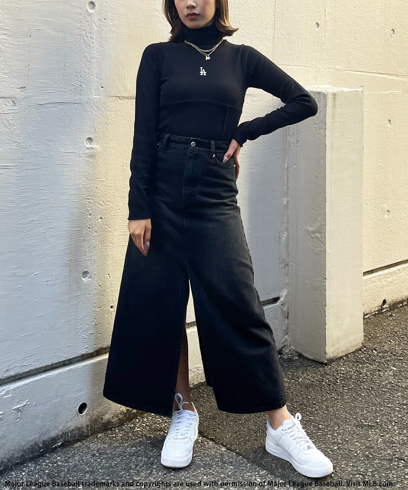 【MLB】ポケットロゴスリットデニムスカート 詳細画像 ブラックデニム 4