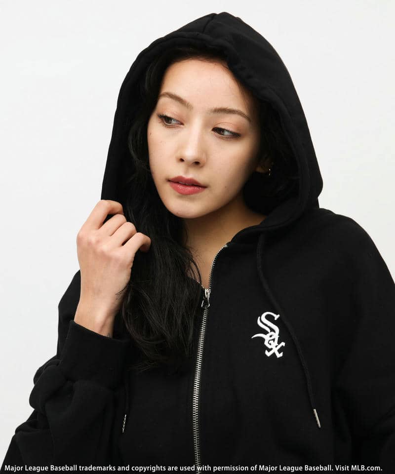 【MLB】ZIPロゴフーディーセットアップ 詳細画像 ブラック 15