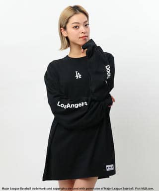 【MLB】刺繍ロゴロンTEE