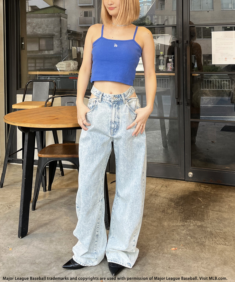 【MLB】カップ付きワンポイントロゴサーマルキャミソール 詳細画像 ブルー 2