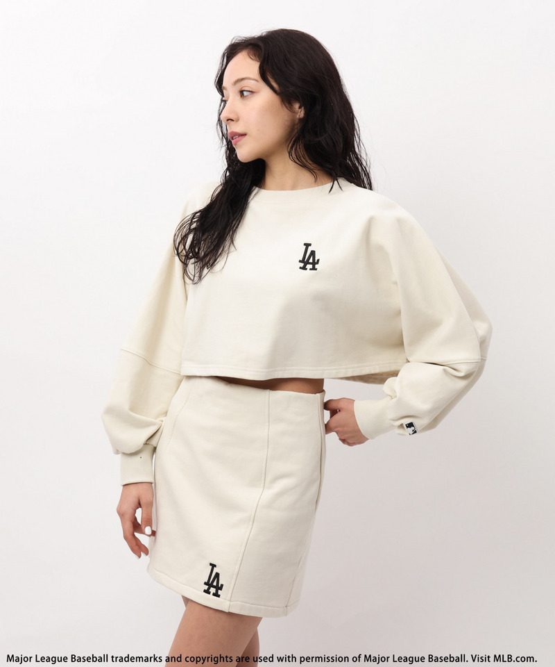 【MLB】刺しゅうロゴドルマンスカートセットアップ 詳細画像 オフホワイト 2