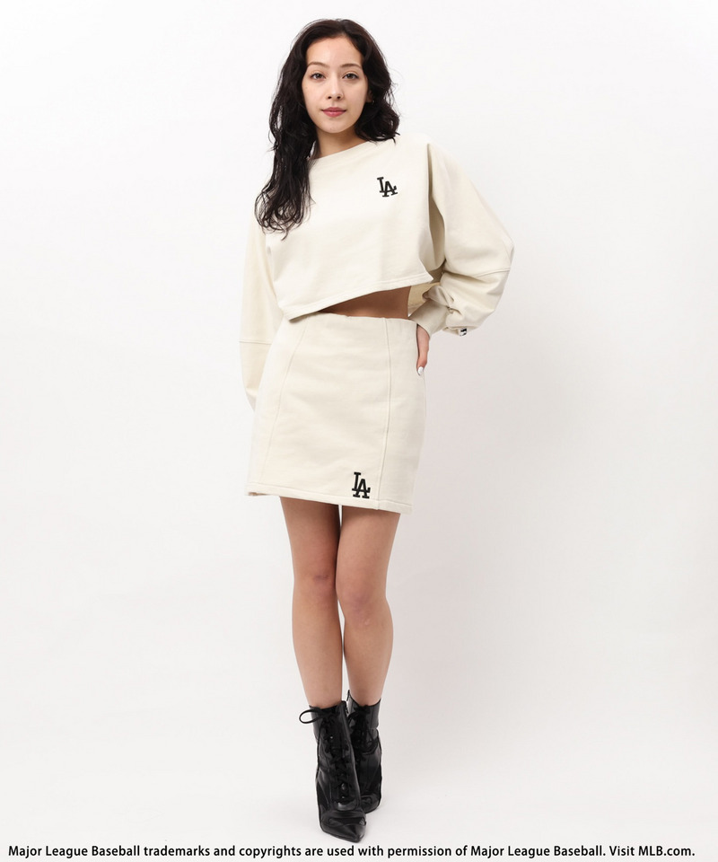 【MLB】刺しゅうロゴドルマンスカートセットアップ 詳細画像 オフホワイト 3