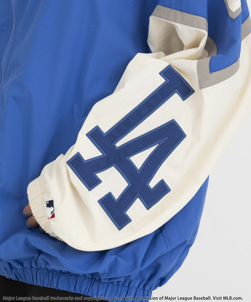 【MLB】TOKYO SERIES 2025 配色ナイロンジャケット 詳細画像 ブルー 12