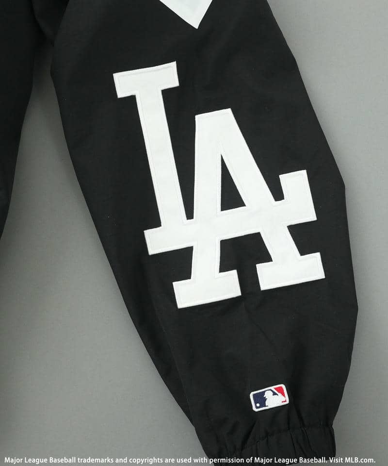 【MLB】TOKYO SERIES 2025 配色ナイロンジャケット 詳細画像 ブラック 16