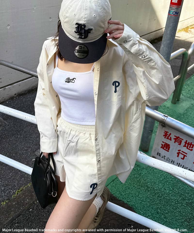 【MLB】オーバーサイズシャツ×ショートパンツセットアップ 詳細画像 オフホワイト 5