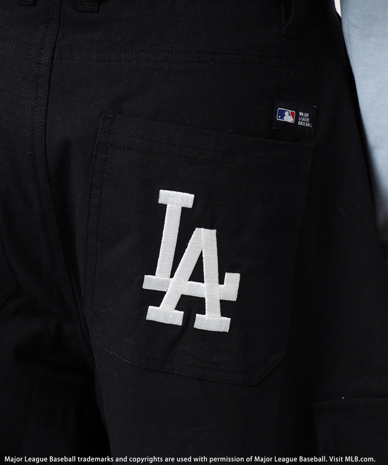 【MLB】刺しゅうロゴカーゴハーフパンツ 詳細画像 ブラック 8