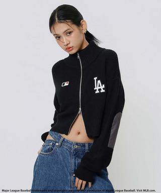 【MLB】ロゴZIPニット