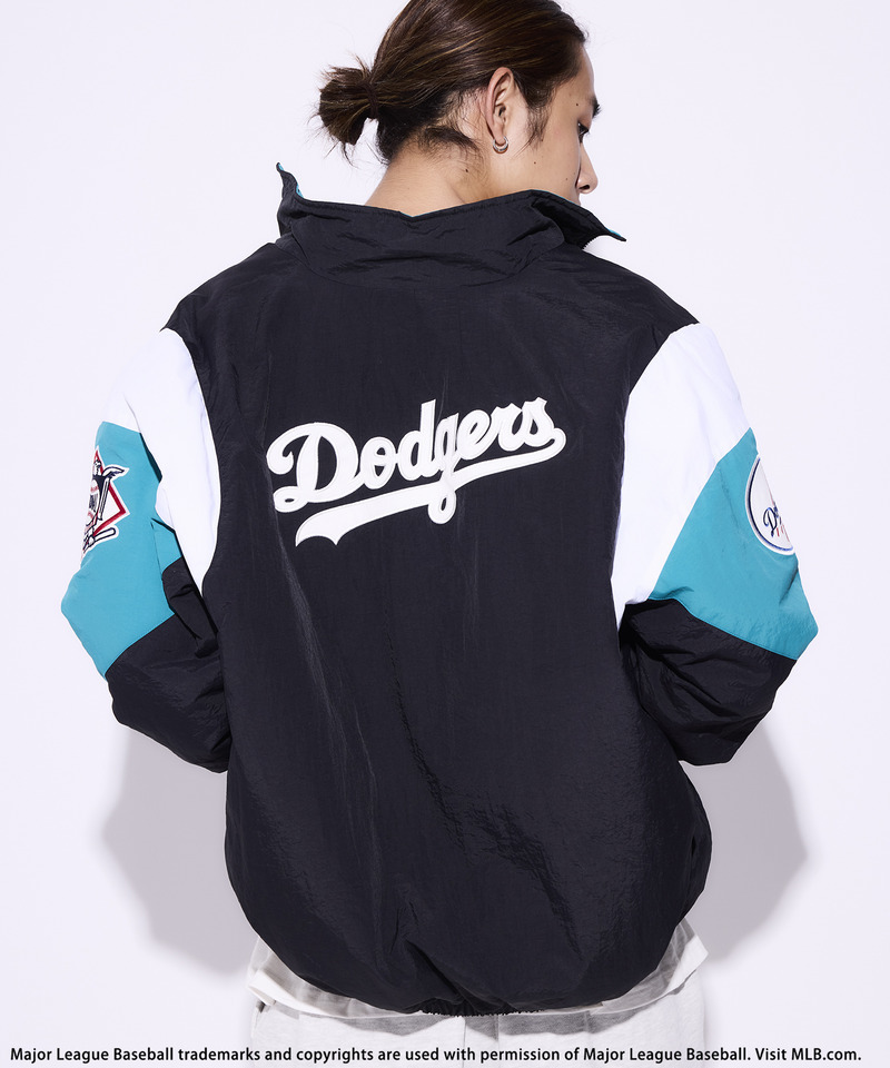 【MLB】配色ナイロンブルゾン 詳細画像 ブラック 1