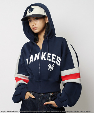 【MLB】配色ロゴZIPパーカー