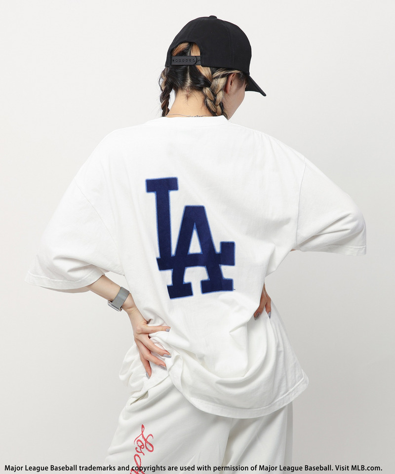 【MLB】フロッキープリントTシャツ 詳細画像 ホワイト 3