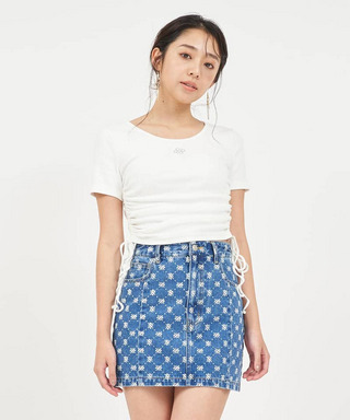 ラインストーンエンブレムドロストギャザートップス