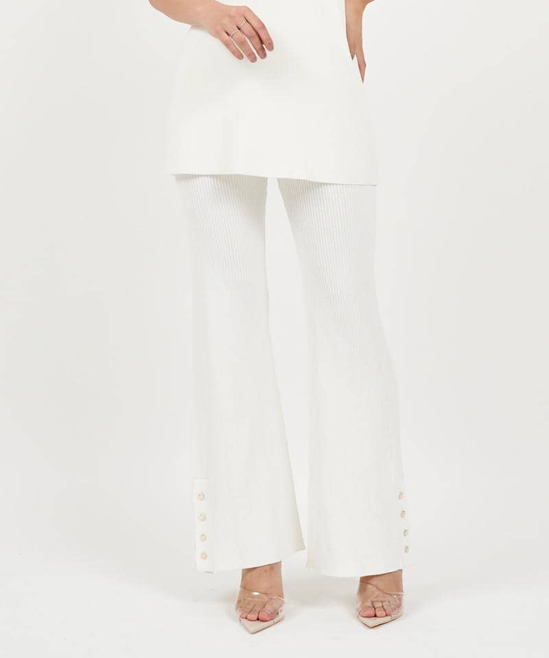 ヘムボタンニットフレアパンツ 詳細画像 オフホワイト 1