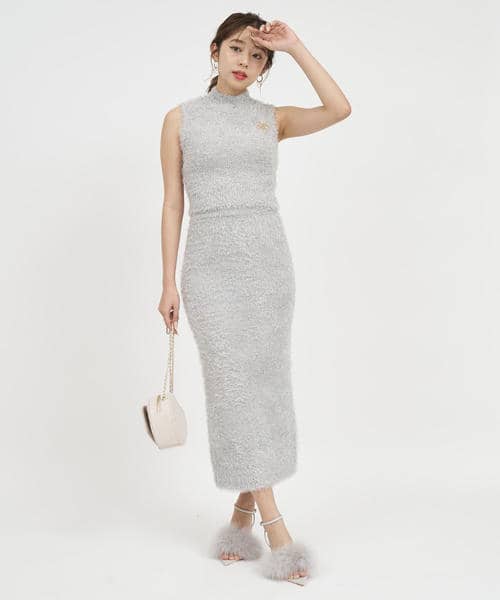 ブローチ付ノースリーブフィルムシャギーセットアップ 詳細画像