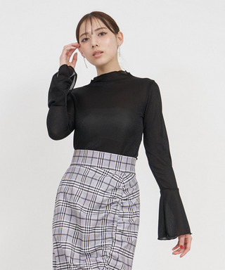 フレアスリーブラメシアートップス