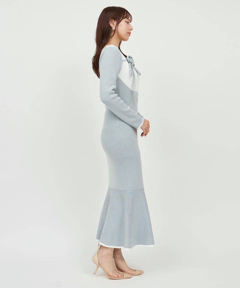コサージュ付デコルテライン配色ニットマーメイドワンピース 詳細画像 ブルー 2